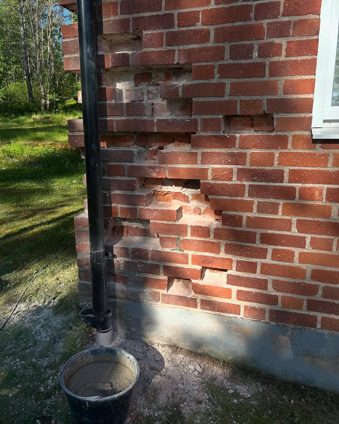 Problem - Hål i vägg